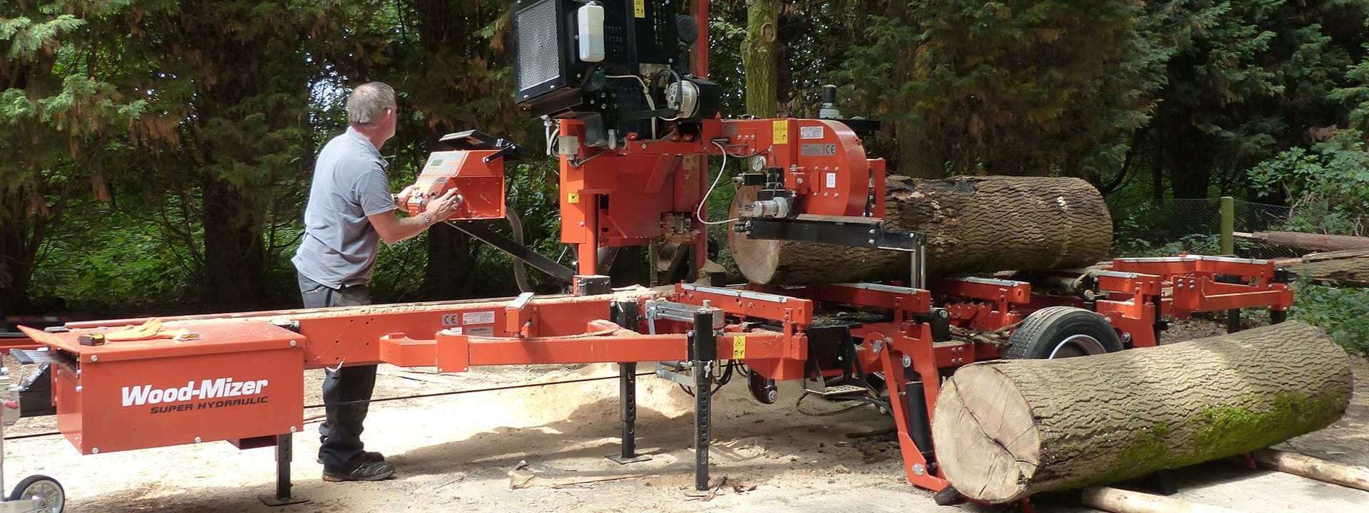 Wood-Mizer LT40 sawmill cuts logs for local charity